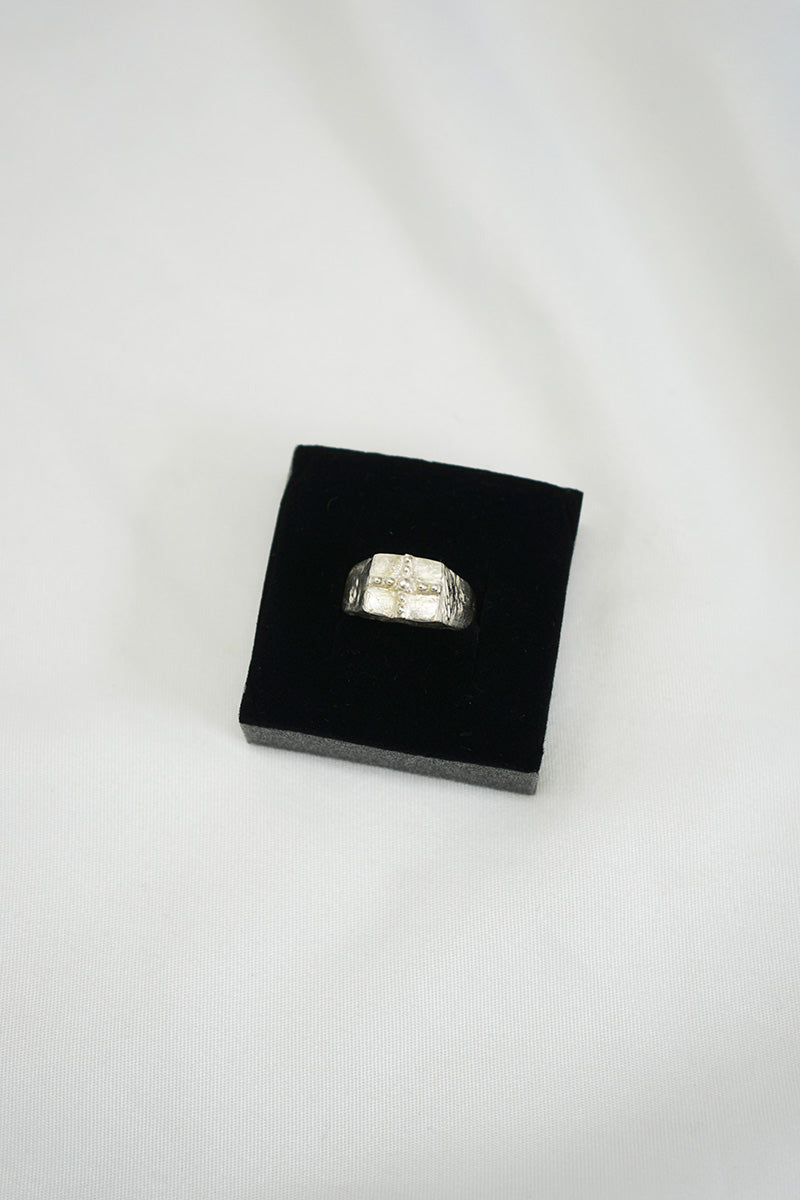 CROSS RING