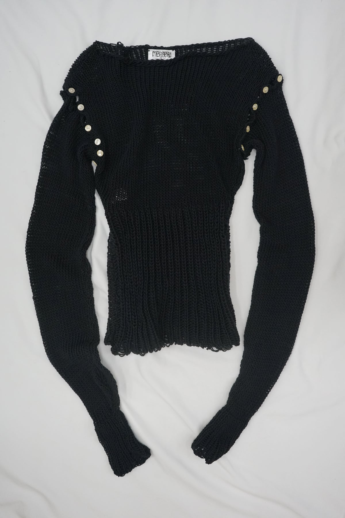 Detachable-Sleeve Sweater