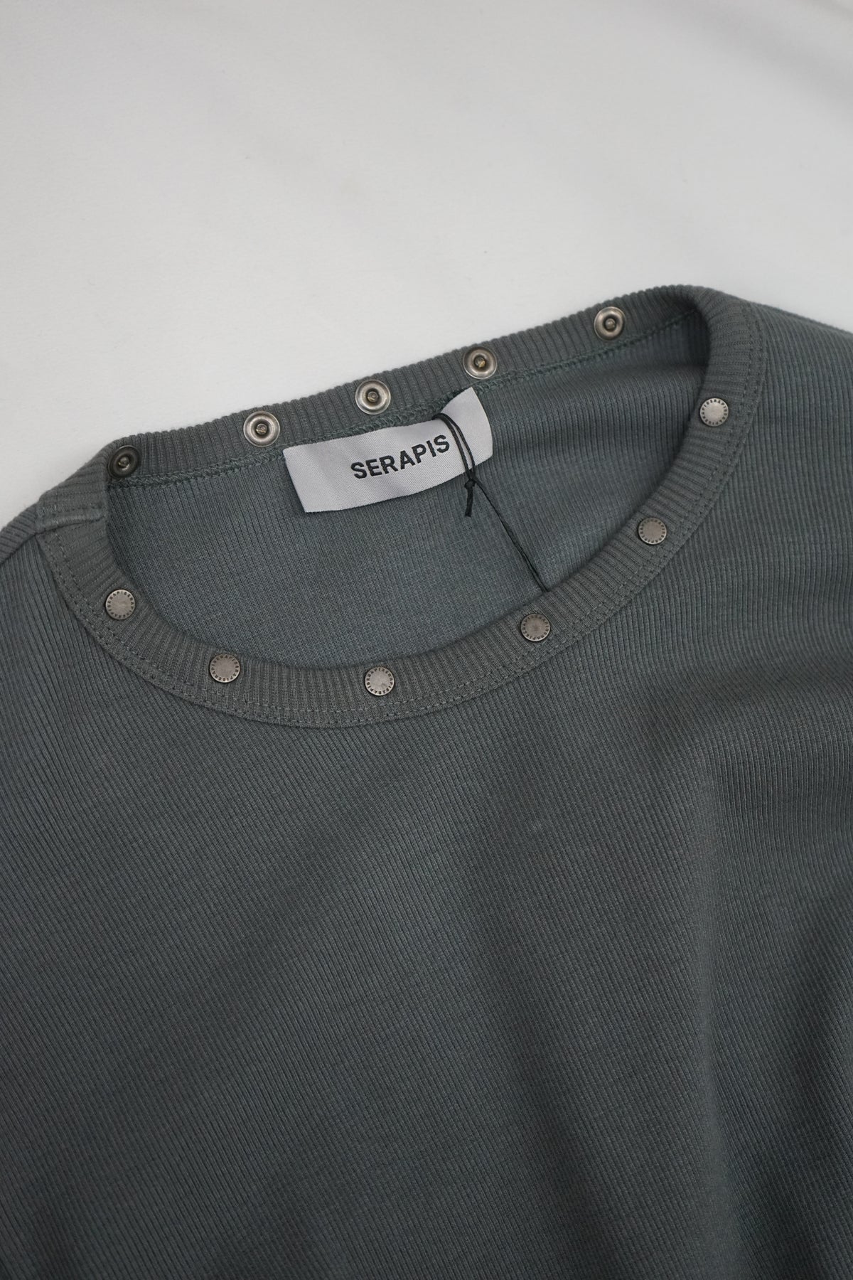 GREY RIVET RIB TOP