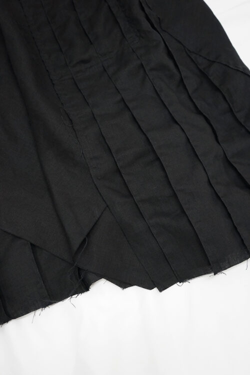 PLEAT BALL SHORTS