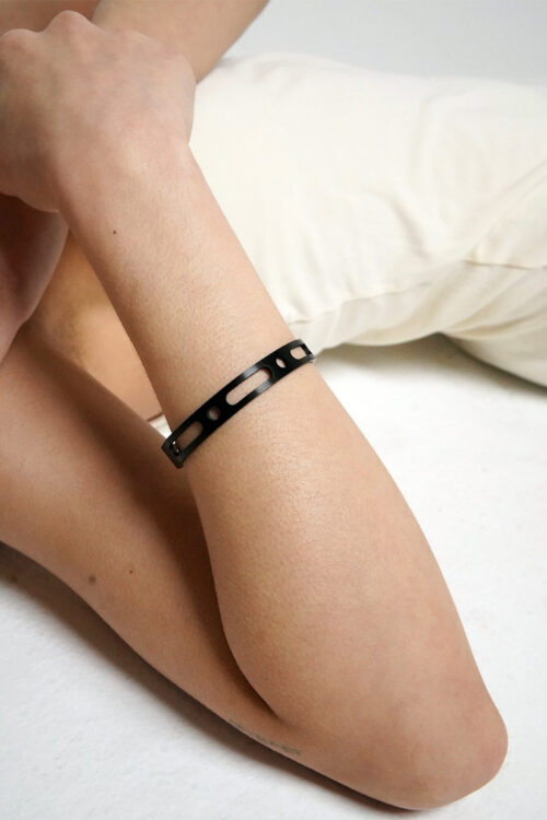 VOID BRACELET 'BLACK'