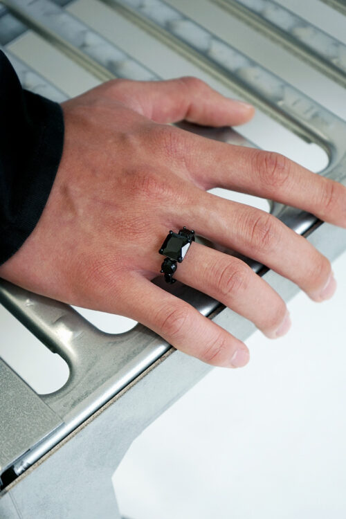UV RING “BLACK”