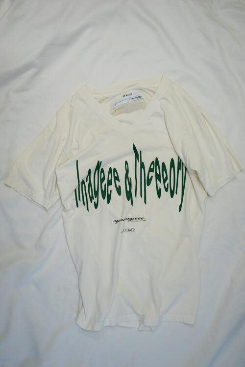 mantra v-neck