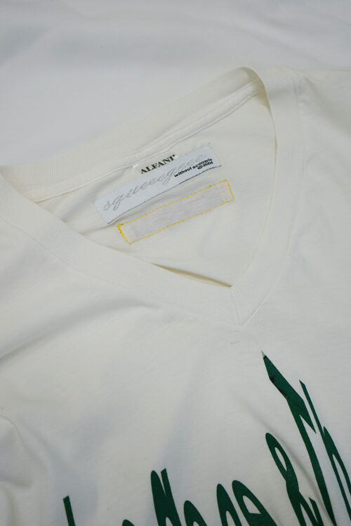 mantra v-neck