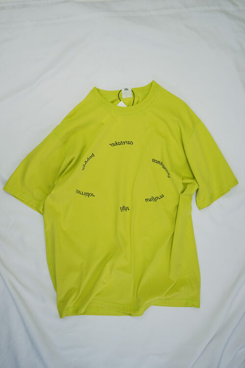 T-shirts in the mirror - Green