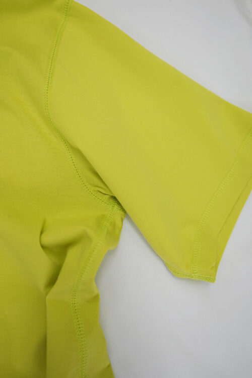 T-shirts in the mirror - Green