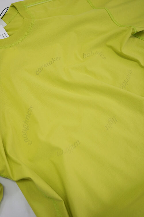 T-shirts in the mirror - Green