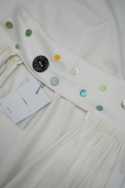 Button belt skirt
