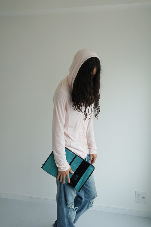 G POUCH 1