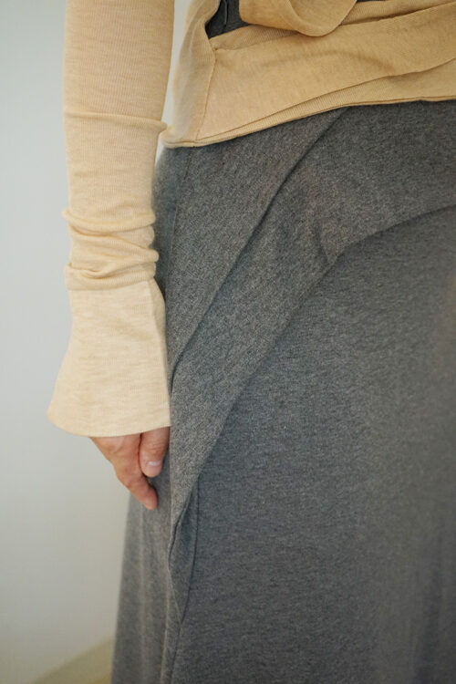 HANS GREY SKIRT