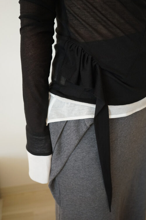 APHORA LONG SLEEVES TOP