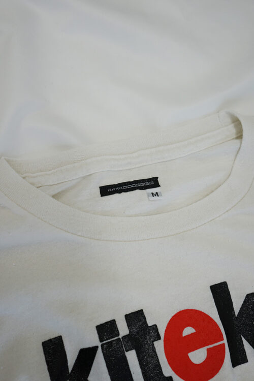 WHITE KITEKAT SS TEE