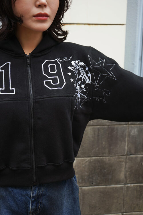 19 Hoodie
