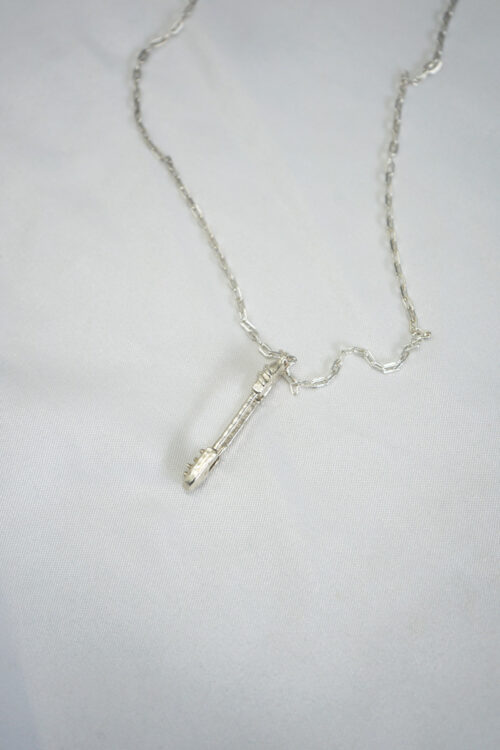 SAFETY-PIN NECKLACE 2