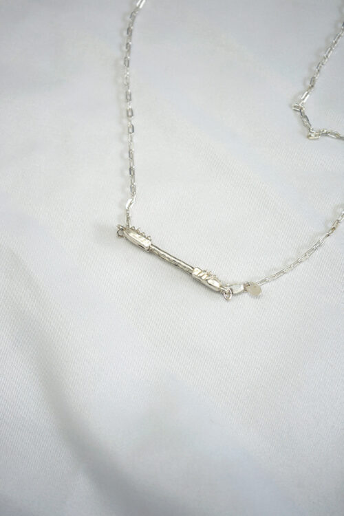 SAFETY-PIN NECKLACE 1
