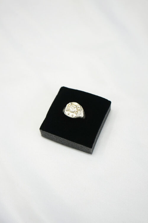 SIGNET SKULL RING 
