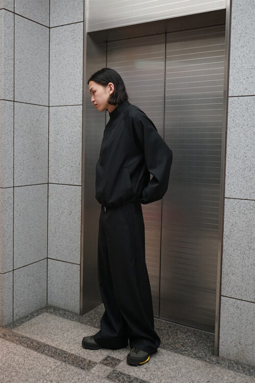 430000-zj-0126 BLACK STRIPE JACKET