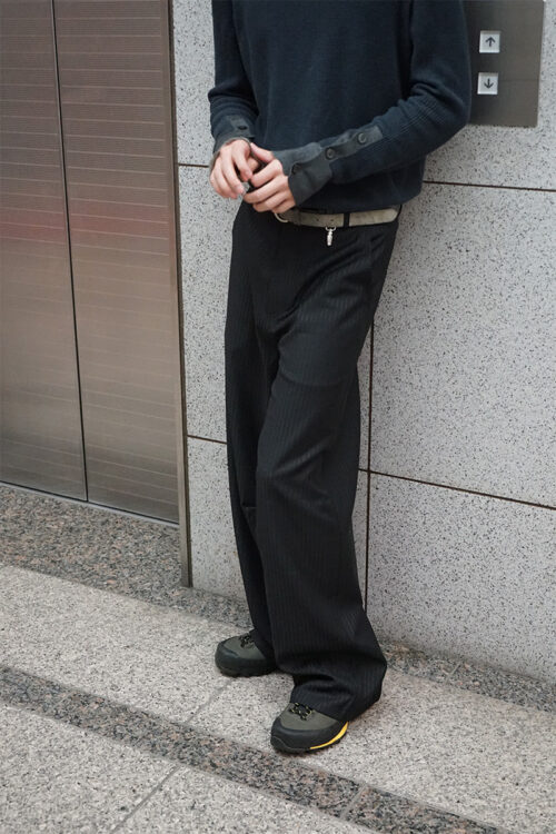 430000-wp-0126 BLACK STRIPE TROUSERS