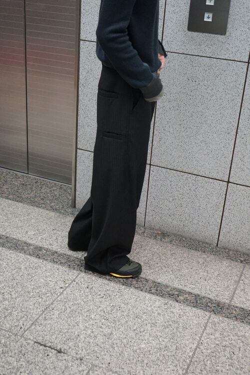 430000-wp-0126 BLACK STRIPE TROUSERS