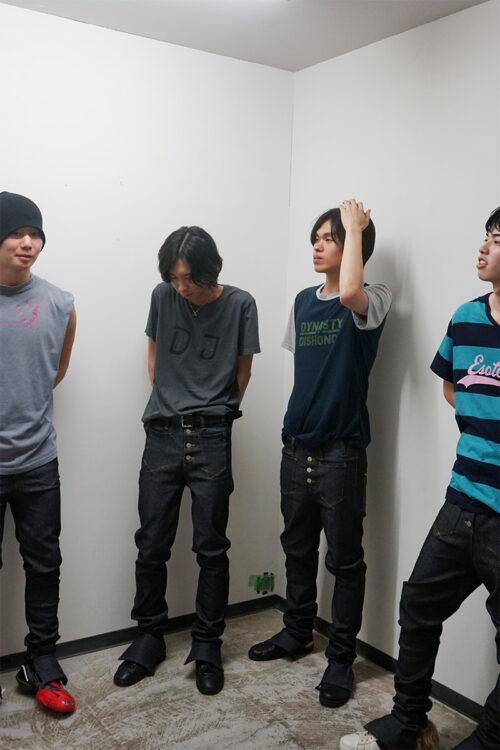 Jacari Skinny Jeans