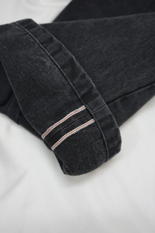 ARC PLEATED SELVEDGE DENIM BLACK