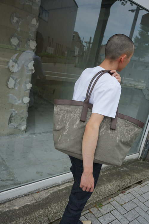 DIRT GREEN DIGI TOTE BAG