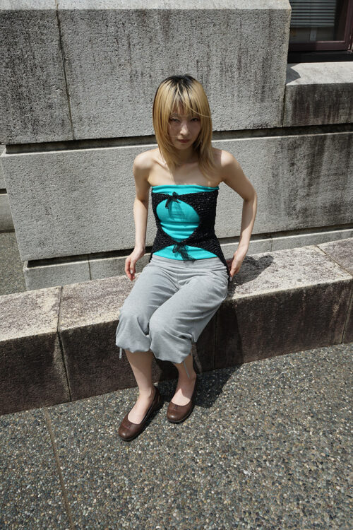 CIRCLE TOP